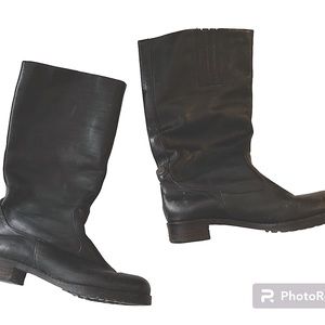 Pair of brown soft leather J. Jill mid calf length size 7